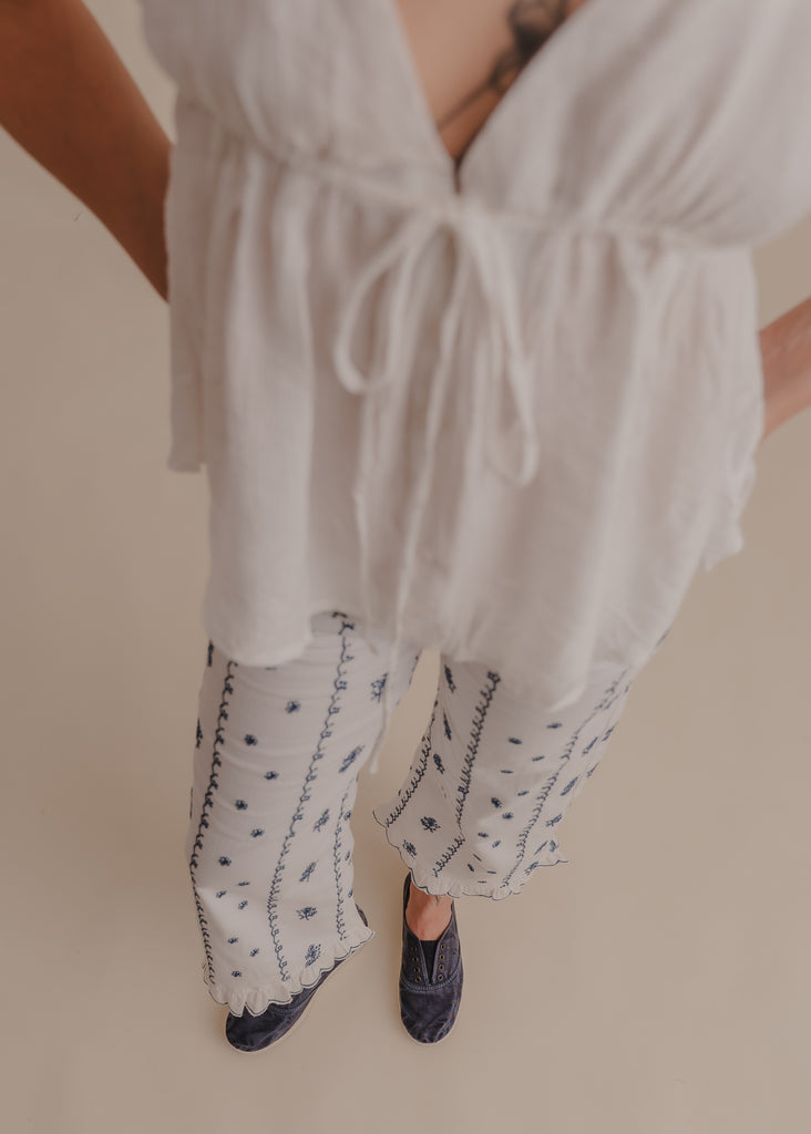 Old Arum Sneakers — Blue suede sneakers, outfit — MYFASHIONFRUIT