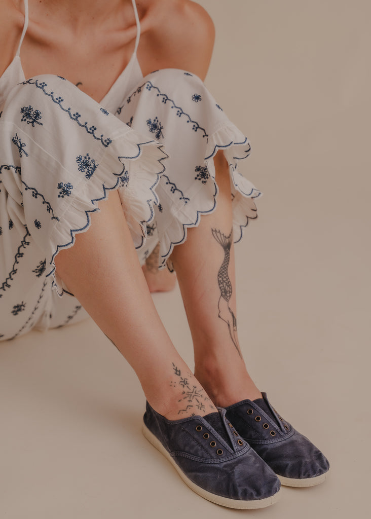 Old Arum Sneakers — Blue canvas sneakers on model — MYFASHIONFRUIT