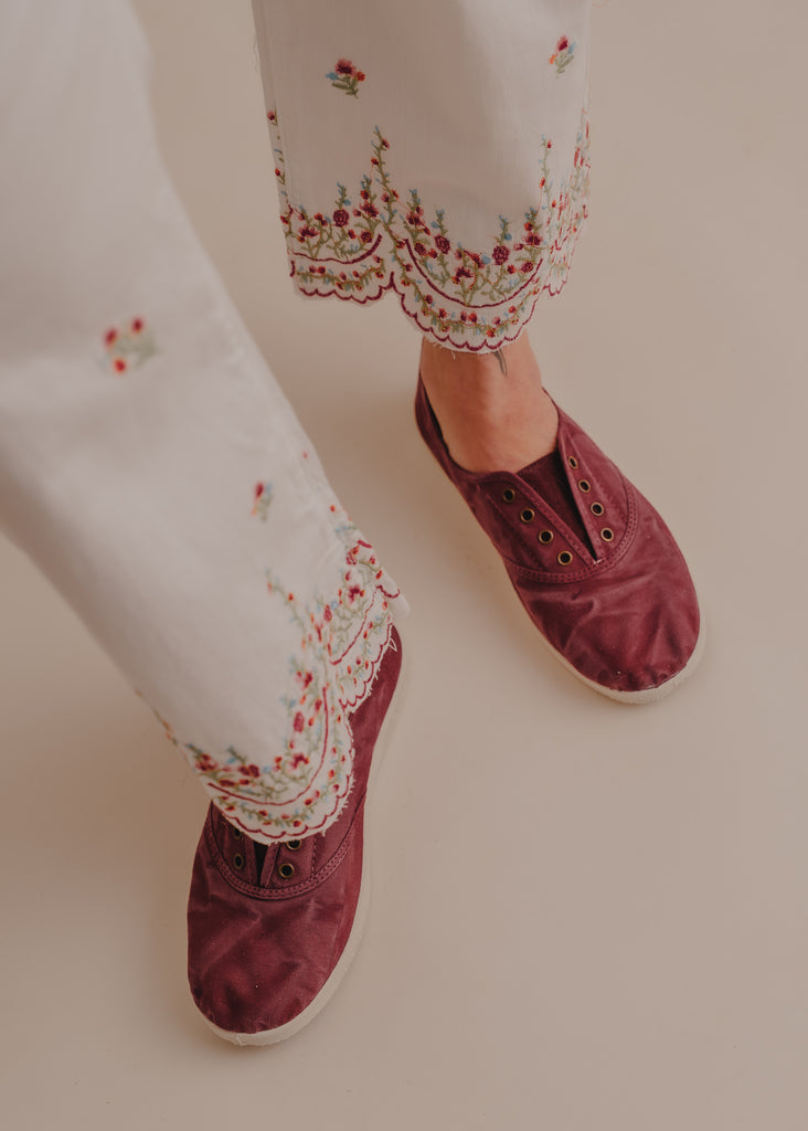 Old Arum Sneakers — Burgundy canvas sneakers and embroidered pants detail — MYFASHIONFRUIT