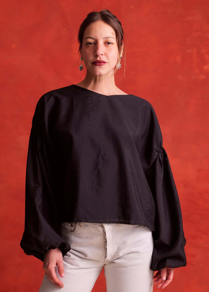 Malu Top — Black blouse with balloon sleeves on model — MYFASHIONFRUIT