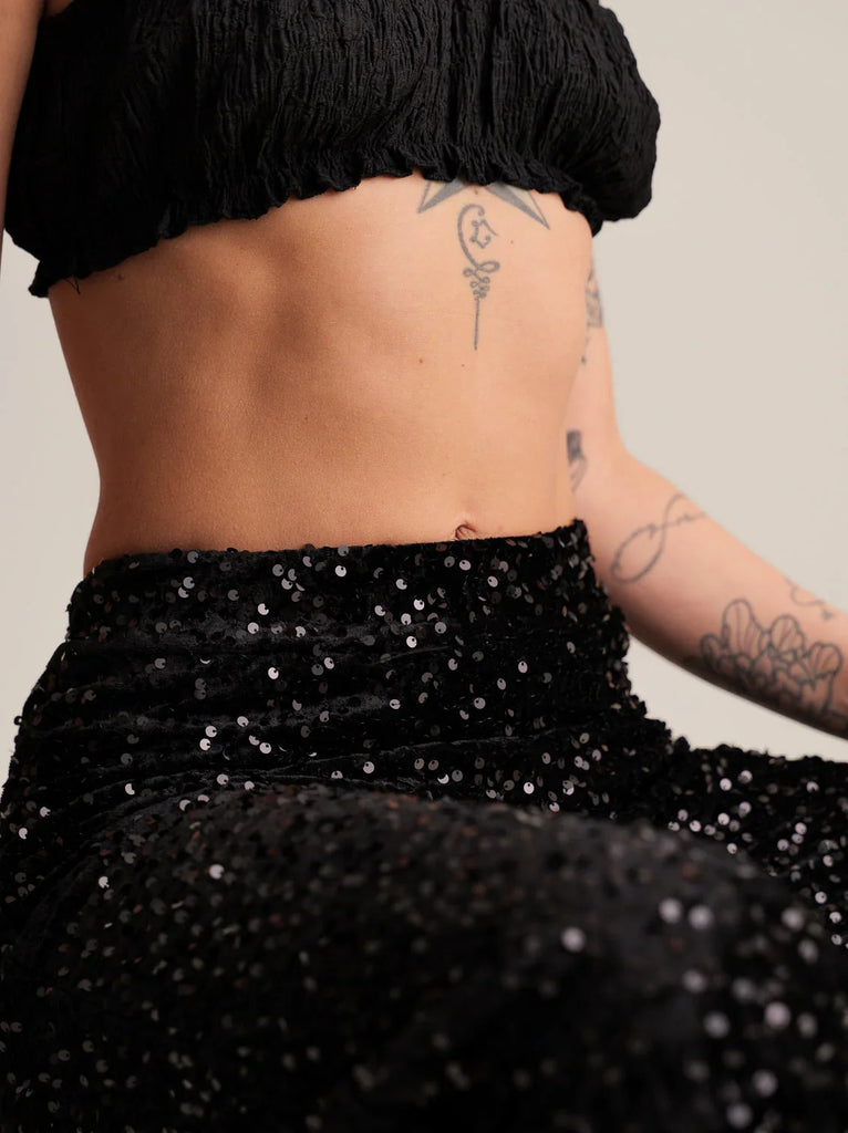 Maxima Pants — Black sequin pants on model, detail — MYFASHIONFRUIT