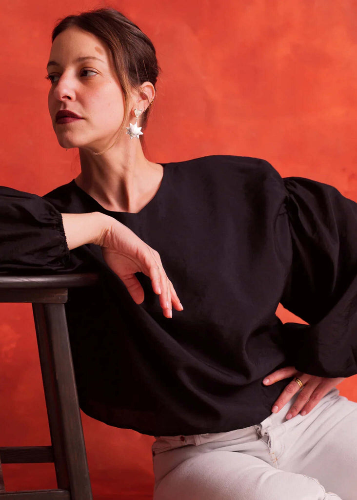 Malu Top — Black blouse with balloon sleeves on model — MYFASHIONFRUIT