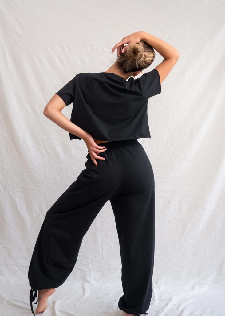 Yin Pants — Black lounge set on model — MYFASHIONFRUIT