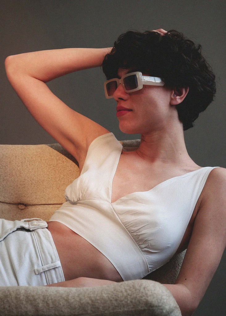 Komono MALICK Daffodil Sunglasses — Model wearing off-white sunglasses — MYFASHIONFRUIT