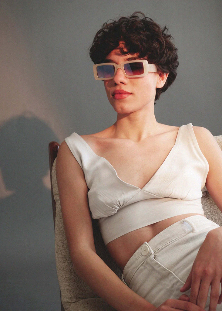 Komono MALICK Daffodil Sunglasses — Beige frame on model — MYFASHIONFRUIT