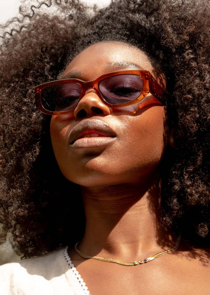 Komono REX Rust Sunglasses — on model, caramel acetate — MYFASHIONFRUIT