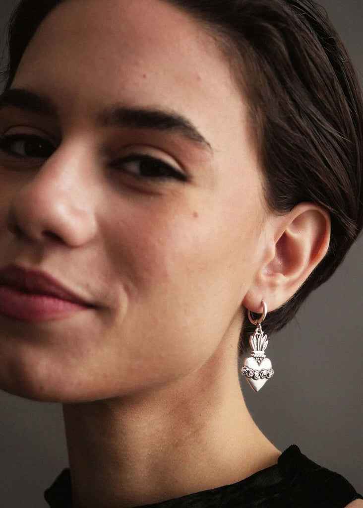 Corazon Earrings — Silver heart earring on model — MYFASHIONFRUIT