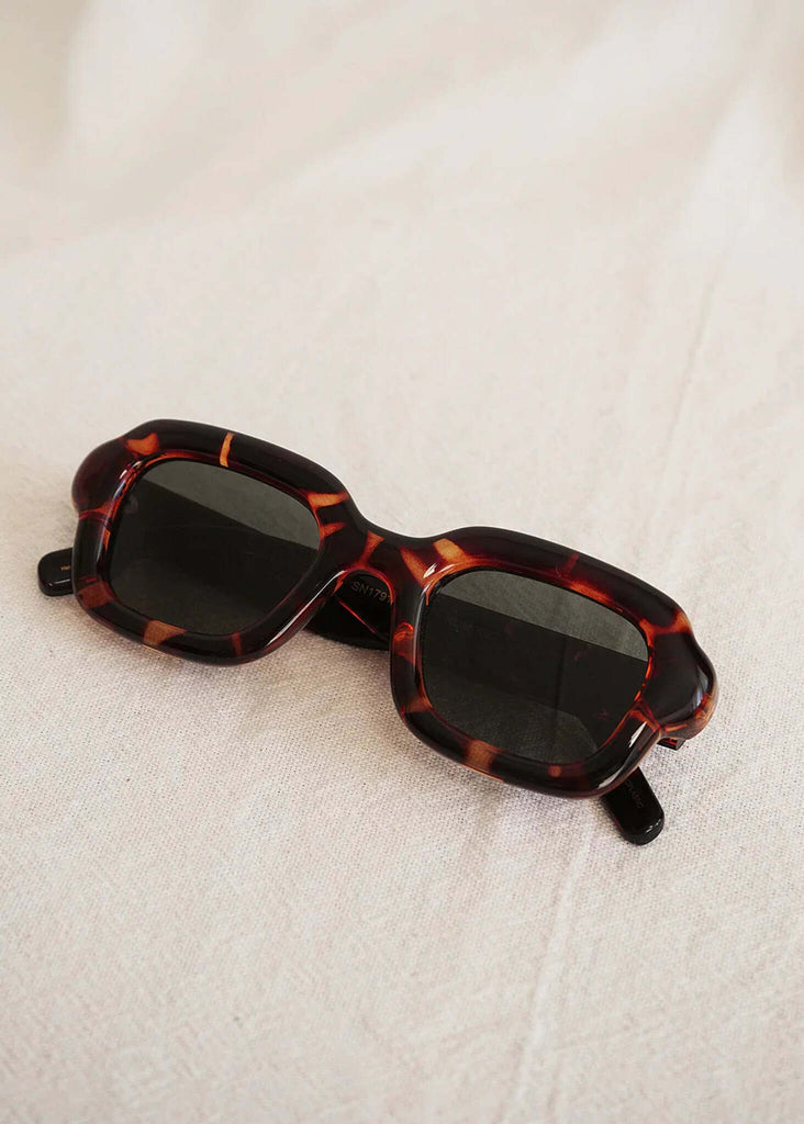 Komono MILES Havana Sunglasses — Tortoiseshell frame, dark lenses — MYFASHIONFRUIT