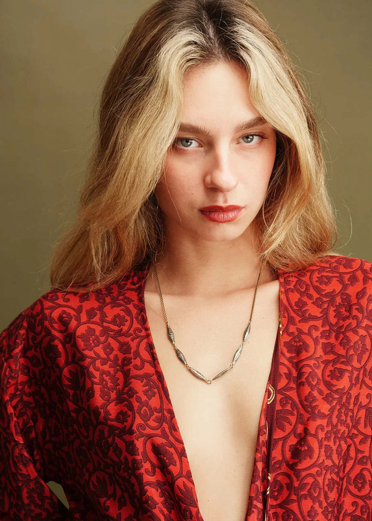 Stella Necklace — Silver necklace on model — MYFASHIONFRUIT