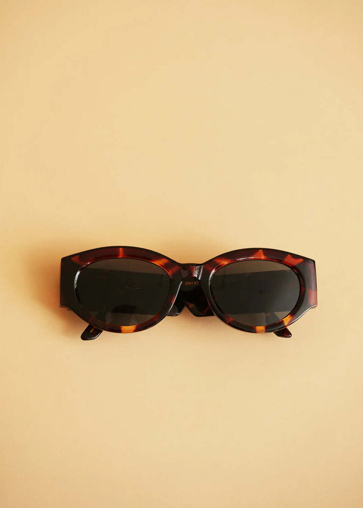 Komono DAX Havana Sunglasses — Tortoiseshell frame, dark lenses — MYFASHIONFRUIT