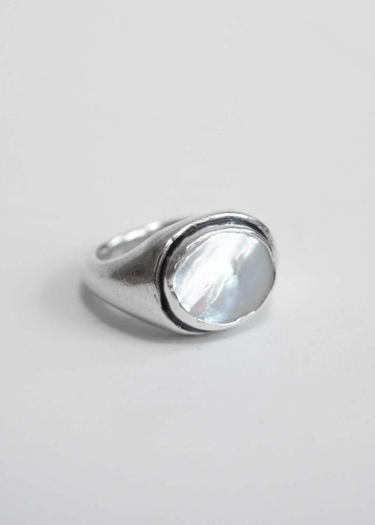 Amalthea Ring — Silver ring with pearl — MYFASHIONFRUIT