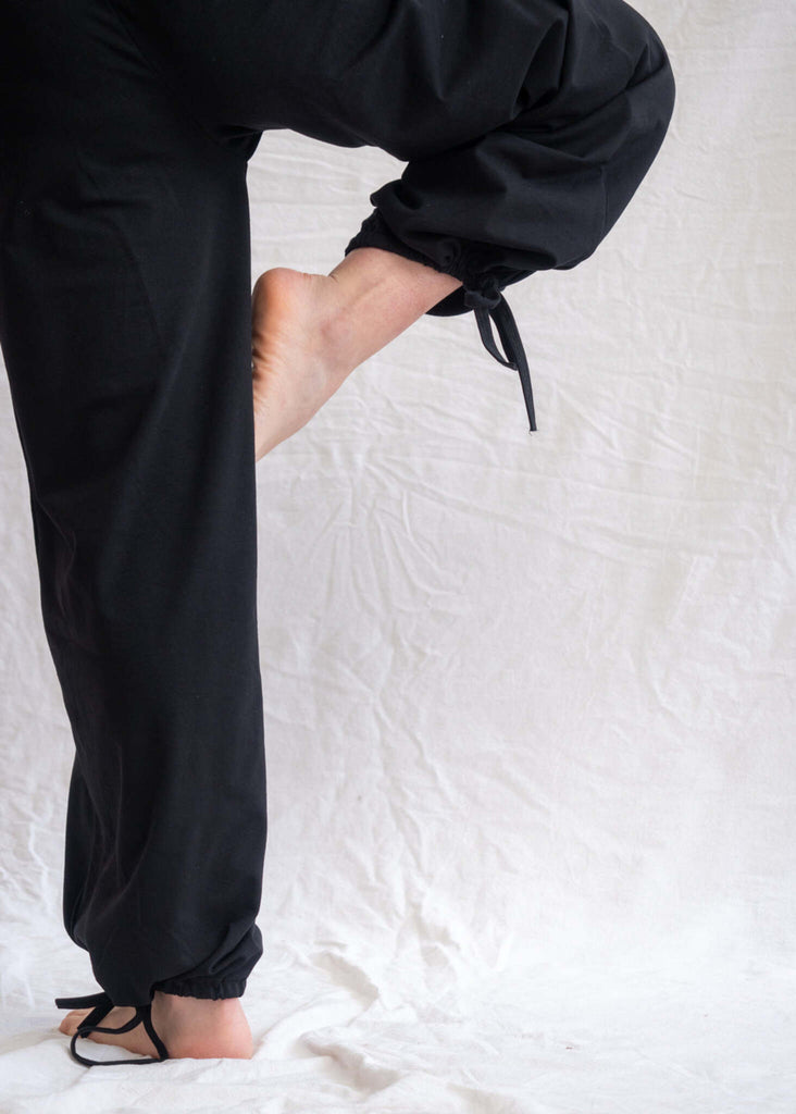 Yin Set - Black pants with tie details on model — MYFASHIONFRUIT