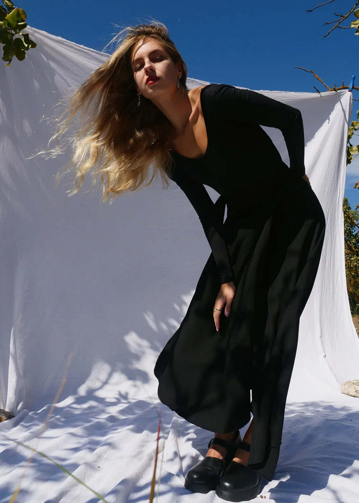 Ballerina Body — Black long-sleeve dress on model — MYFASHIONFRUIT