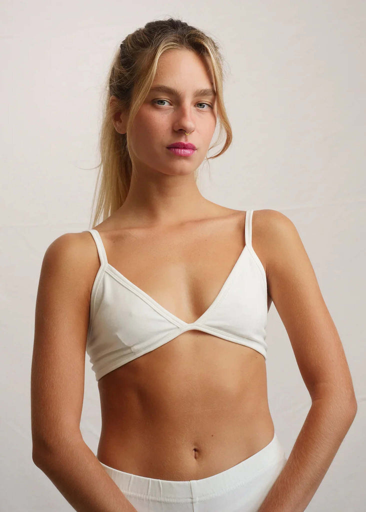 Woman wearing a white cotton Fierce Bralette with triangle cups — MYFASHIONFRUIT