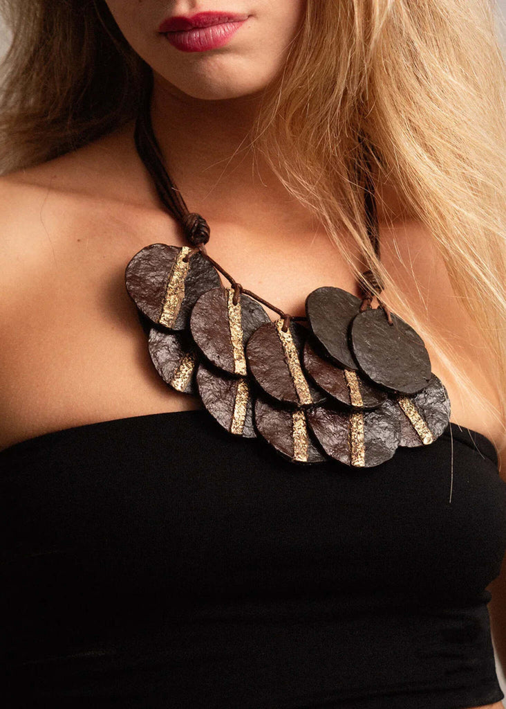 Woman wearing the Jove Necklace — brown with gold details — MYFASHIONFRUIT