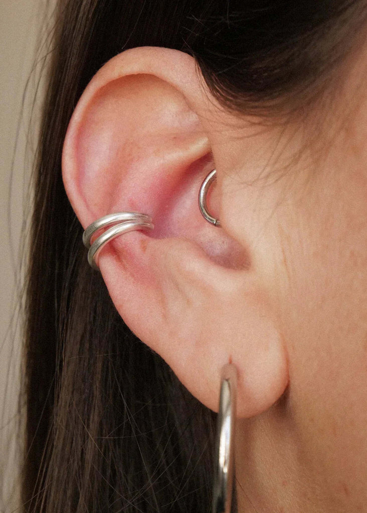 Aly Ear Cuffs — Silver ear cuffs on ear — MYFASHIONFRUIT