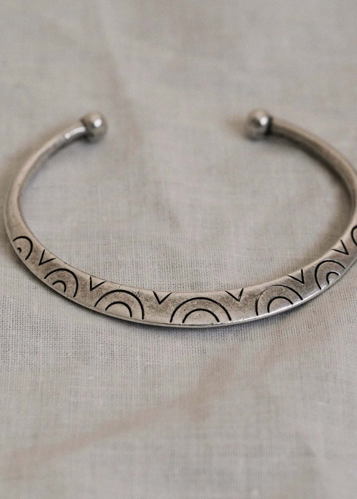 Indian Cuff — Silver tones, etched detail — MYFASHIONFRUIT