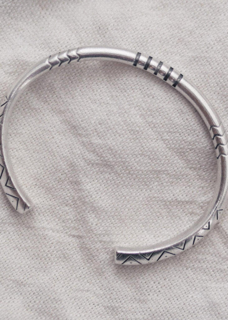 Yaya Cuff — Silver with etched details — MYFASHIONFRUIT