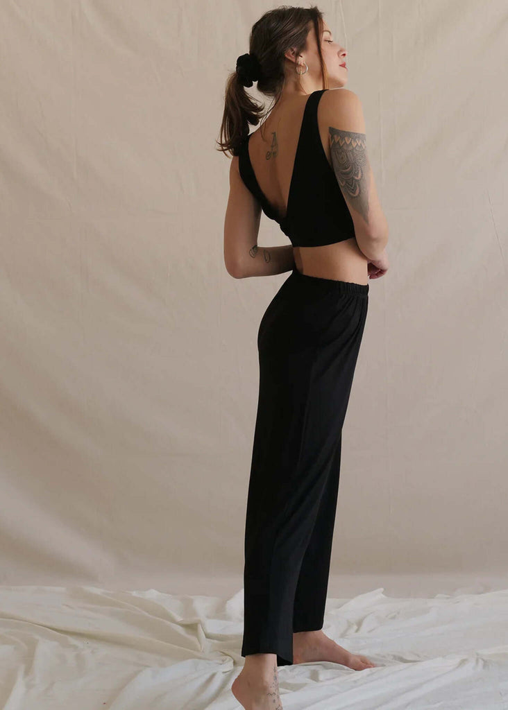 Woman wearing black Tender Pants, high rise with elasticated waist — MYFASHIONFRUIT