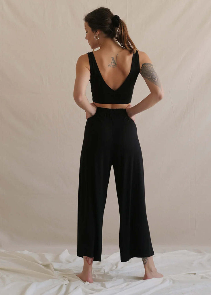 Woman wearing black Tender Pants and matching top — MYFASHIONFRUIT