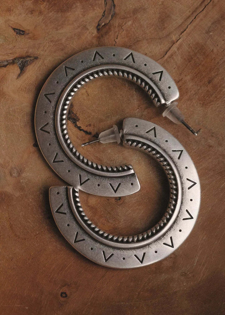 African Hoops — close-up of design — MYFASHIONFRUIT